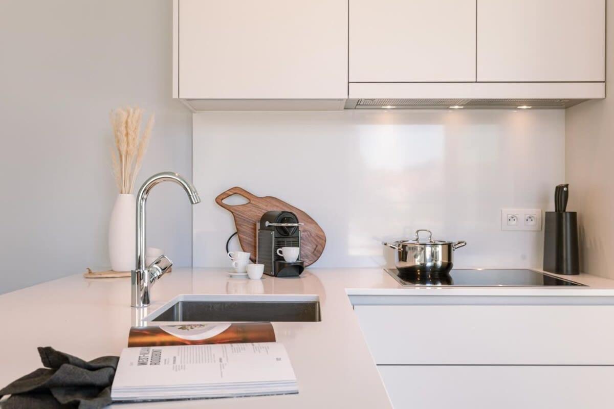 אוסטנדה Luxurious Flat "De Zilte Zeezoen" Close To The Sea מראה חיצוני תמונה